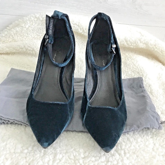 7FAM Peacock Teal Crushed Velvet Patent Wedge Heel - Picture 2 of 8